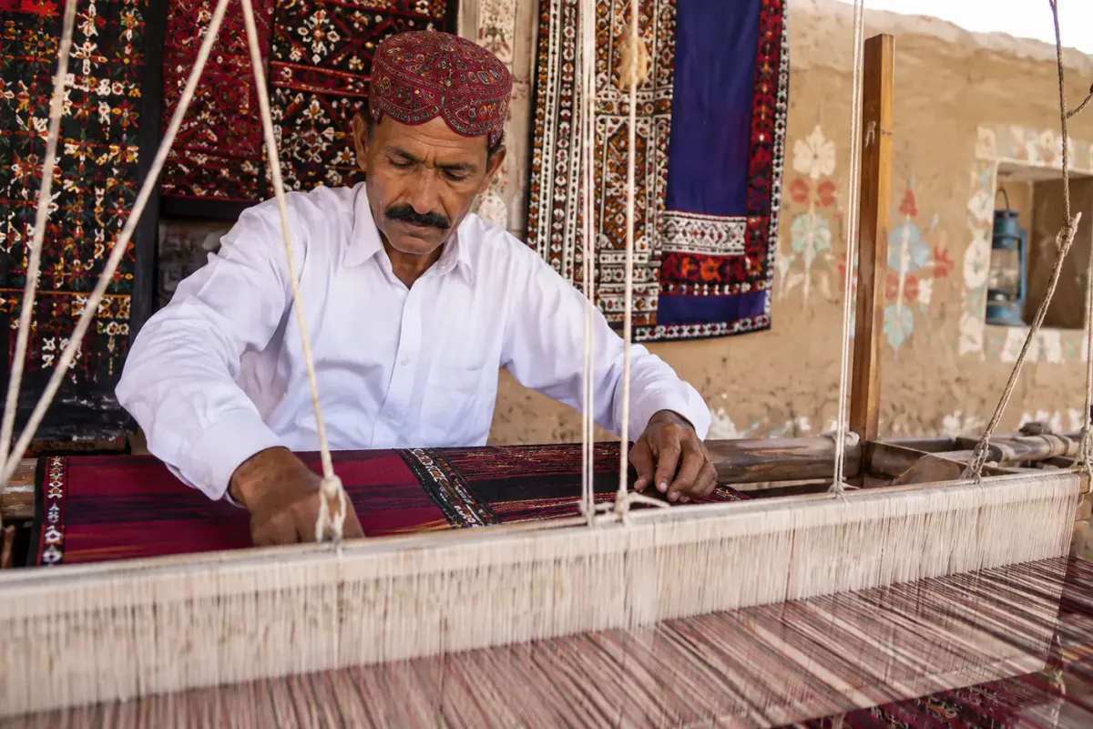 A Day with Kutch Artisans: Nirona, Bhujodi & Ajrakhpur