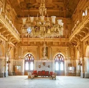 Aaina Mahal & Prag Mahal Bhuj: The Two Palaces Compared
